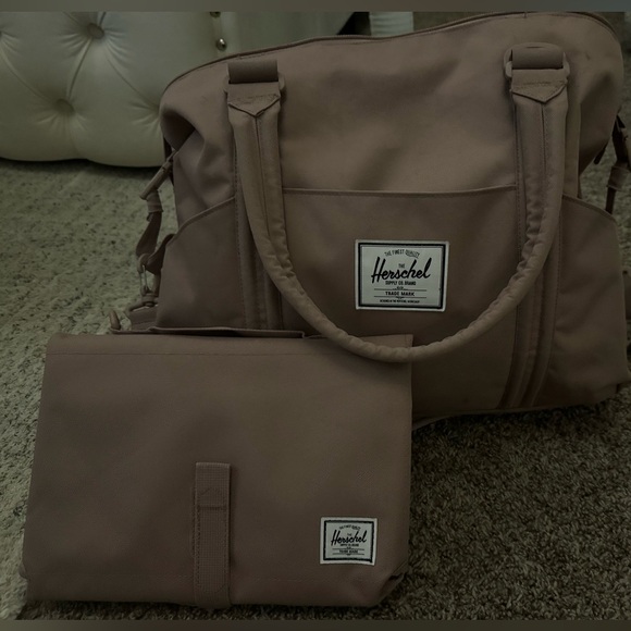 Herschel Strand Duffle | Diaper Bag - 24L in Mauve - Picture 7 of 9